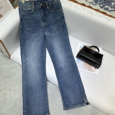 Chanel Jeans